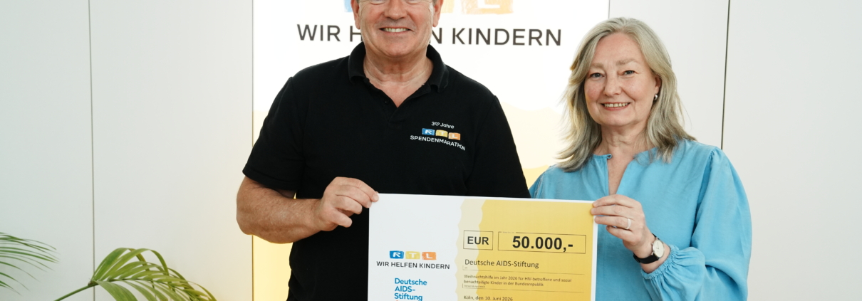 Scheckübergabe DSC02463